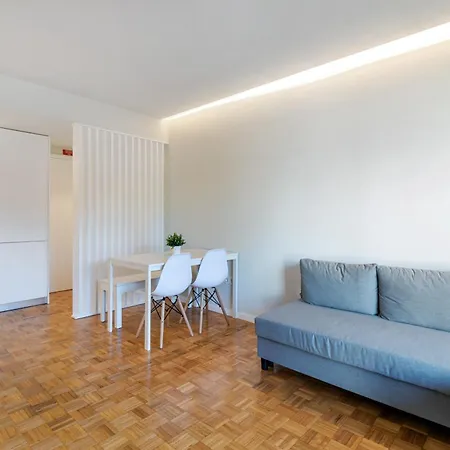 Bright In Cedofeita Apartment Porto